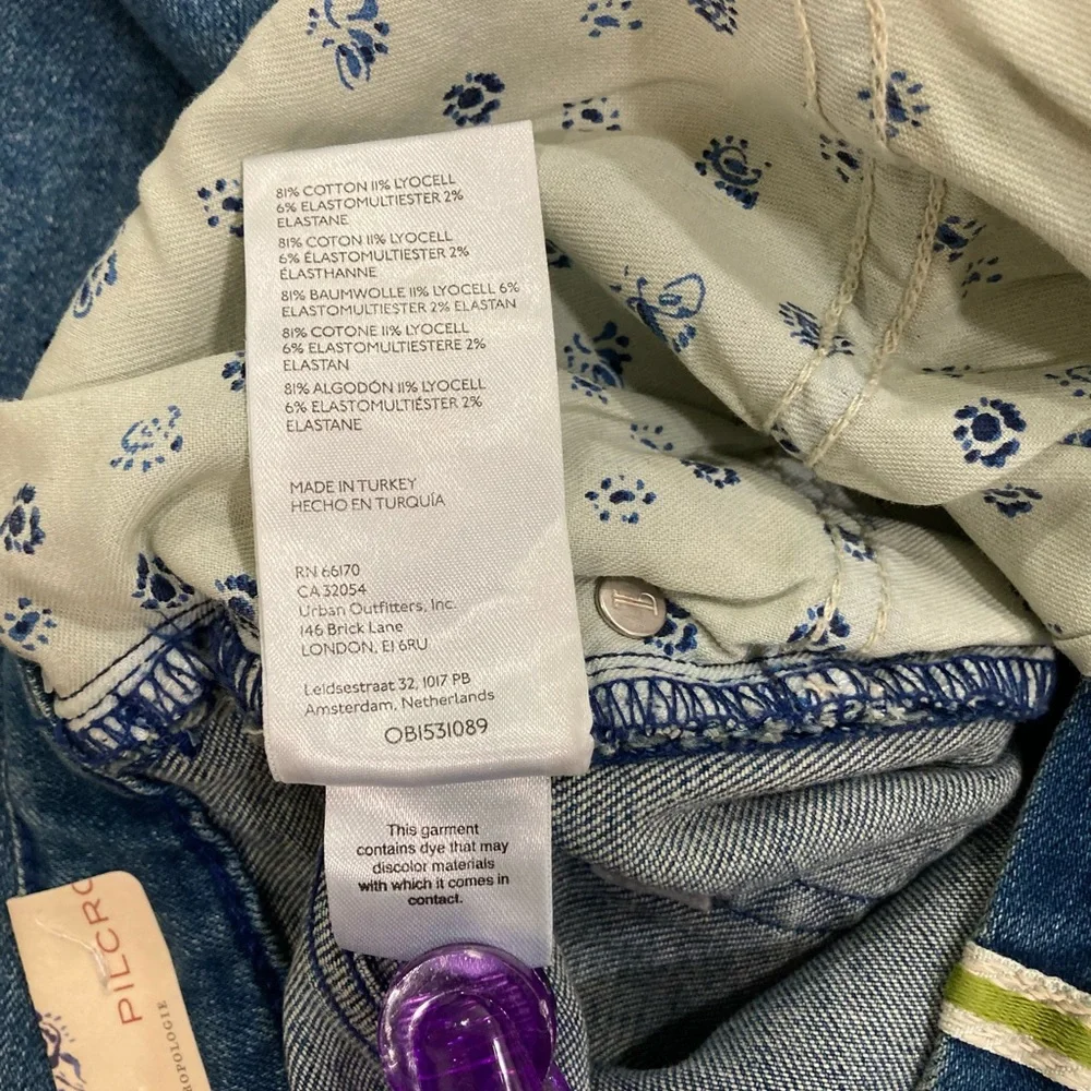 New nwt Pilcro Icon Anthropologie High Rise Distressed Blue Jeans - Picture 13 of 16